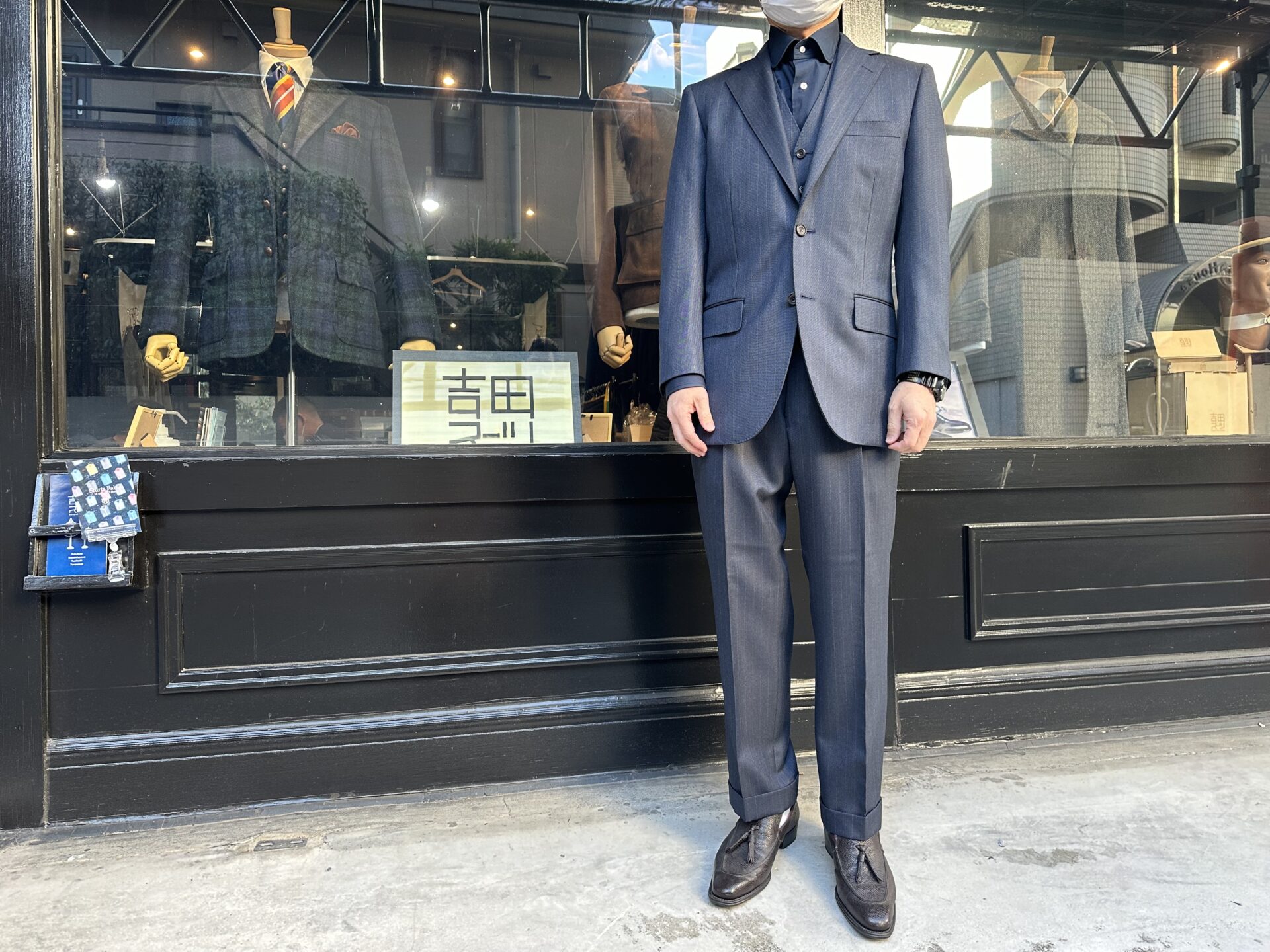 肌触りの良いピケ生地スーツ IMG_5011.jpg